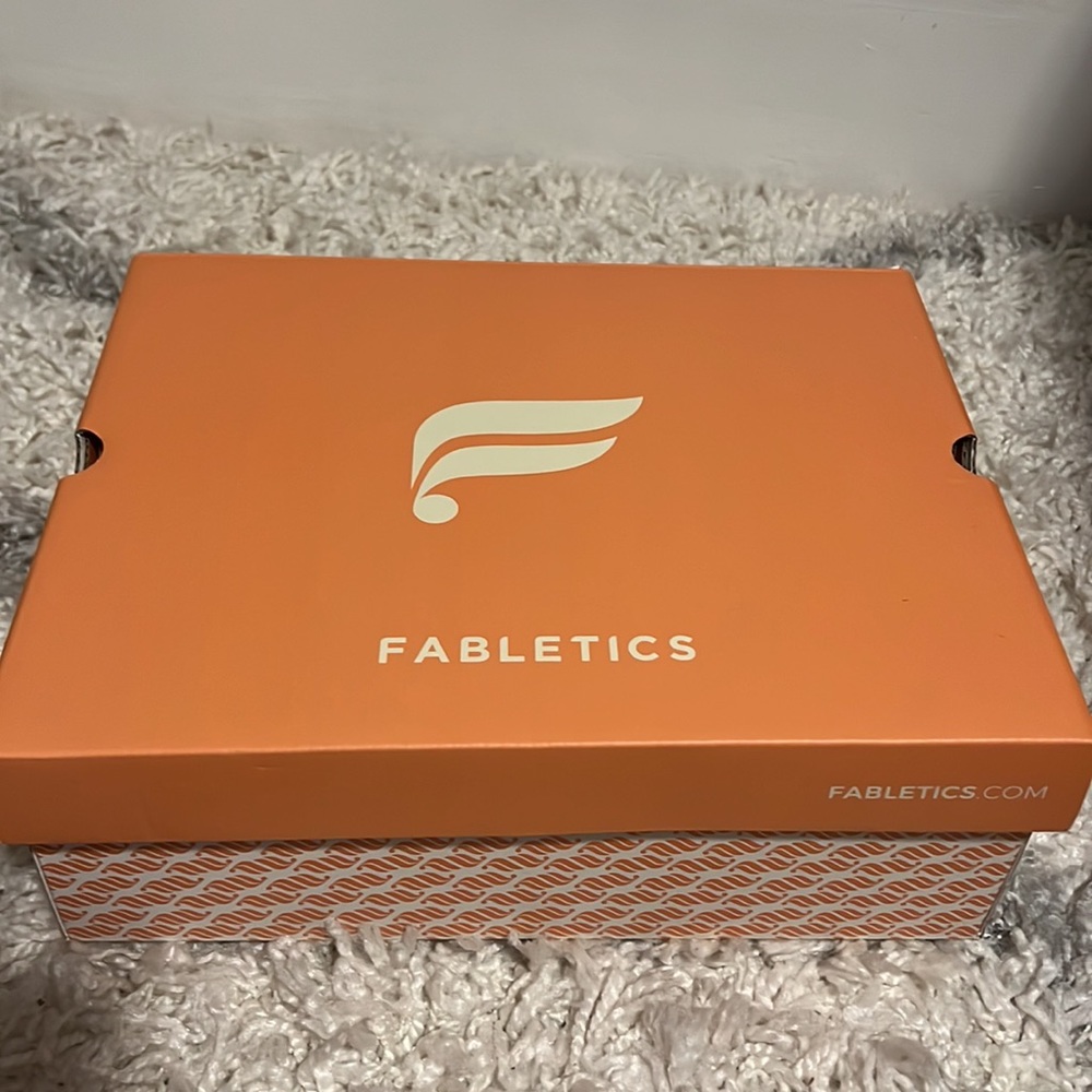 Fabletics sneaker - Picture 5 of 8